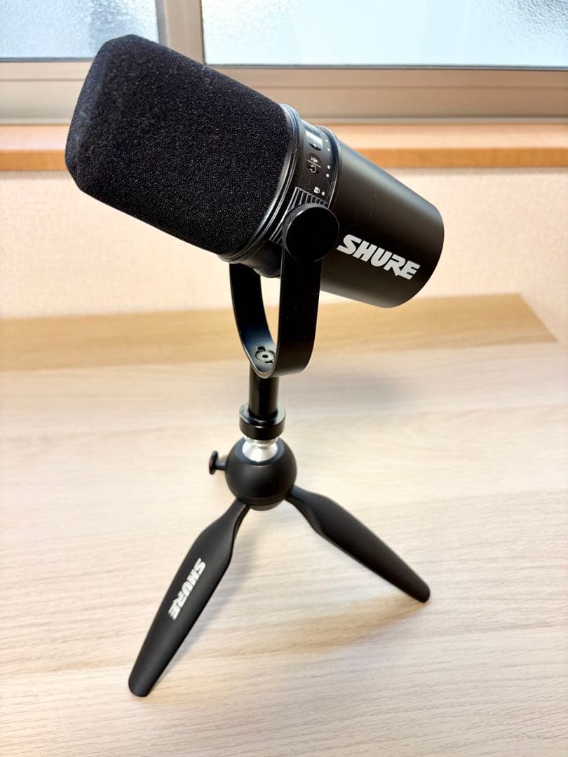 【中古】SHURE MV7 三脚スタンド　アームスタンド付き