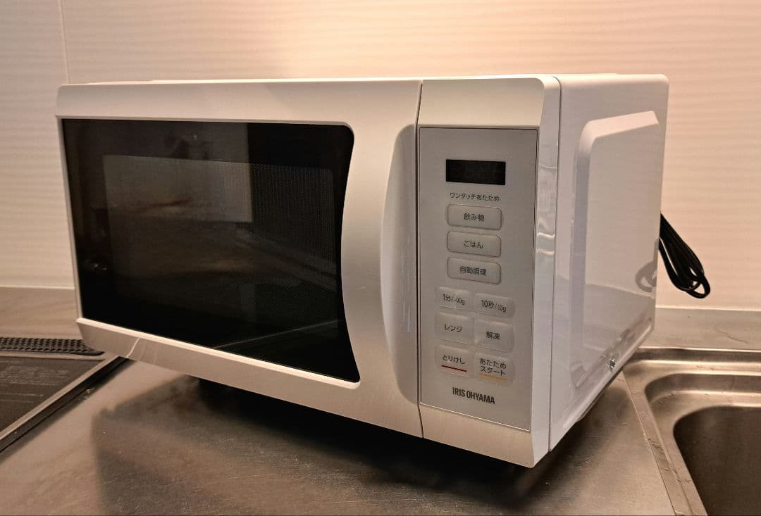 【美品】アイリスオーヤマ 電子レンジ KMB-F186-W 2023年製造
