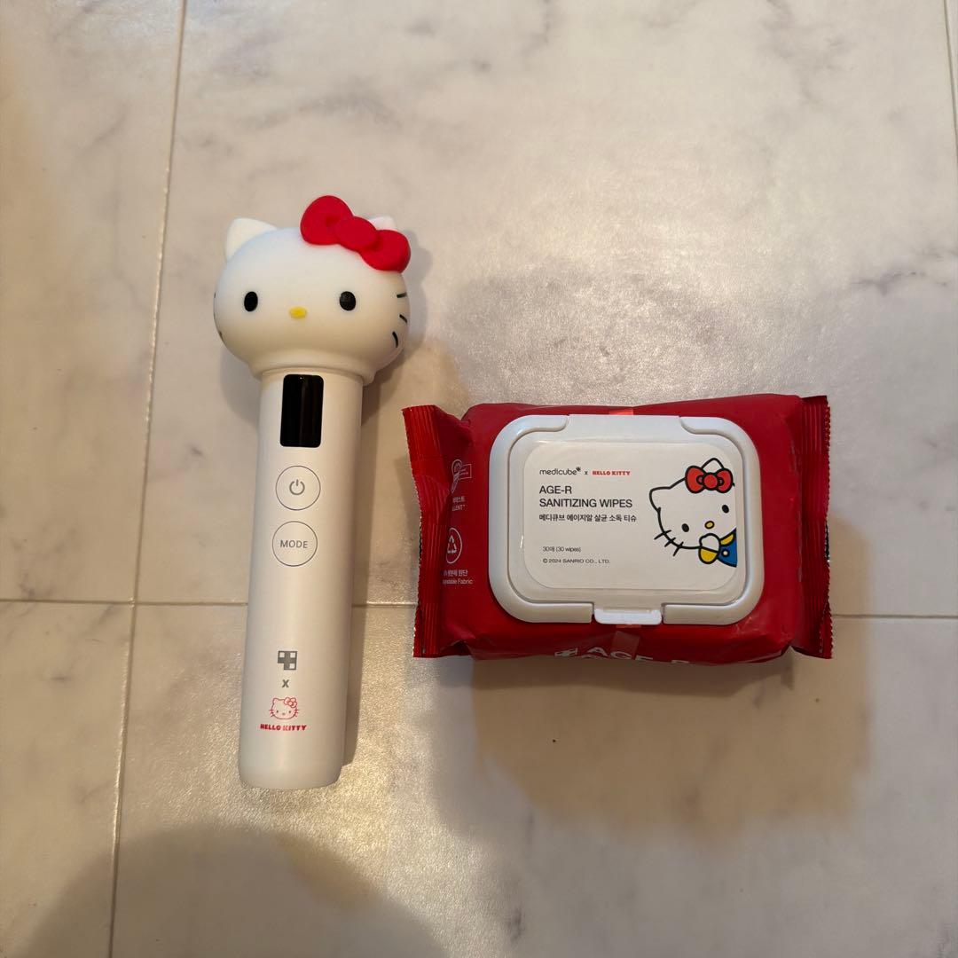 メディキューブ　ハローキティ　美顔器