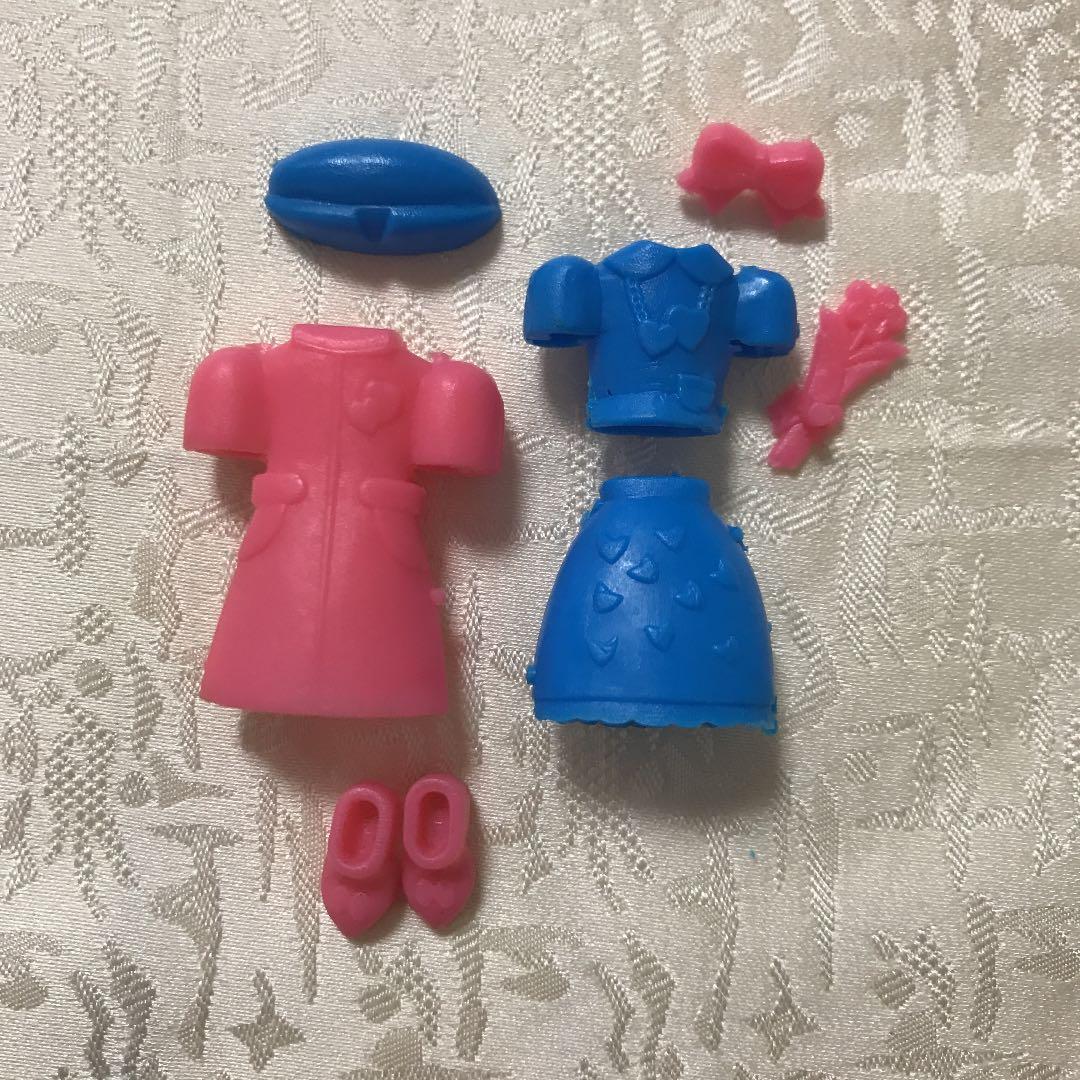 グリコおまけ　昭和　レトロ　パピーちゃん(かんごふさん　ブラウススカート)