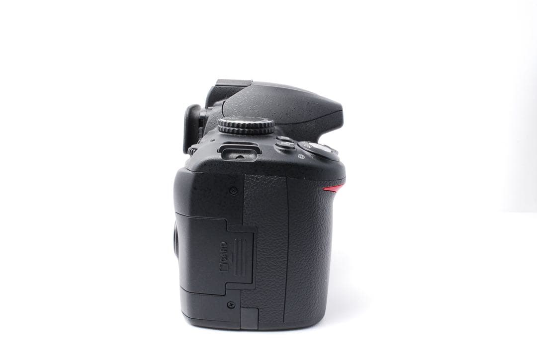 軽量・コンパクト❤️Nikon D3000 ❤️デジタル一眼レフカメラ初心者でも安心