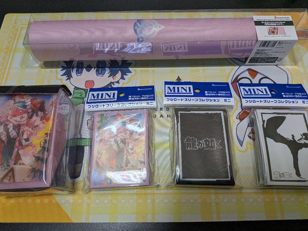 ヴァンガード リリカルモナステリオ シアナ デッキホルダー ラバーマット