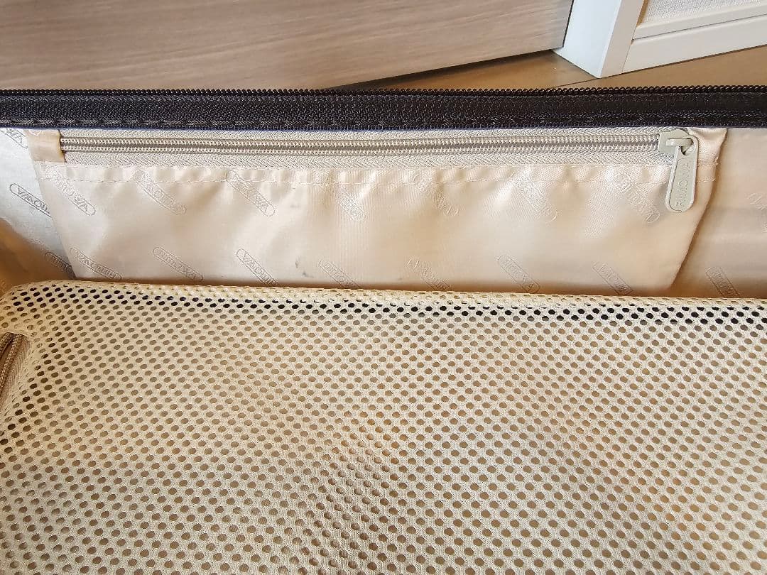 RIMOWA リモワ デラックス 32L（機内持ち込みサイズ）2012年購入