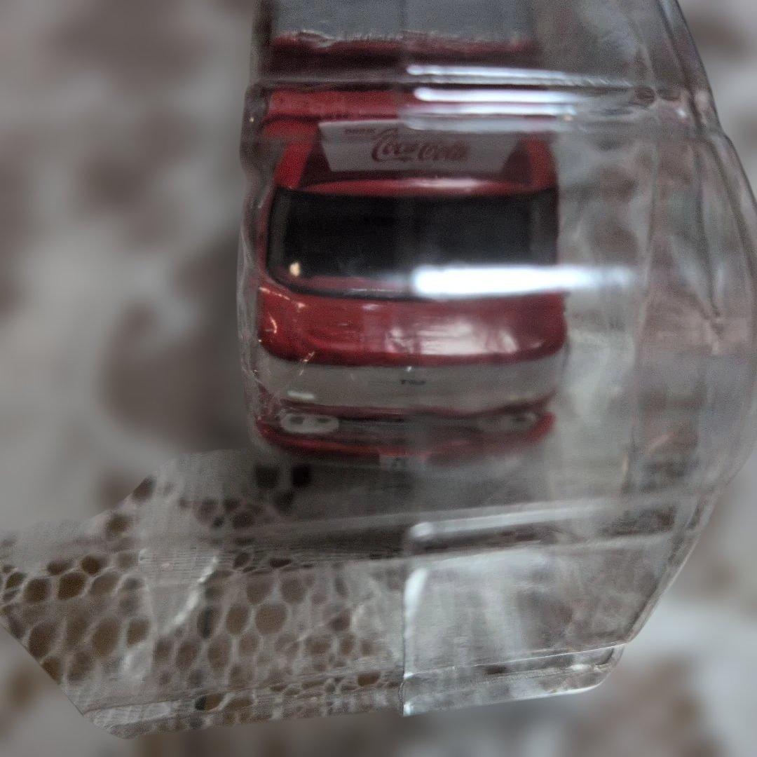 トミカ　リミットヴィンテージ日産 3.5tトラック　ルートカー（コカ・コーラ）