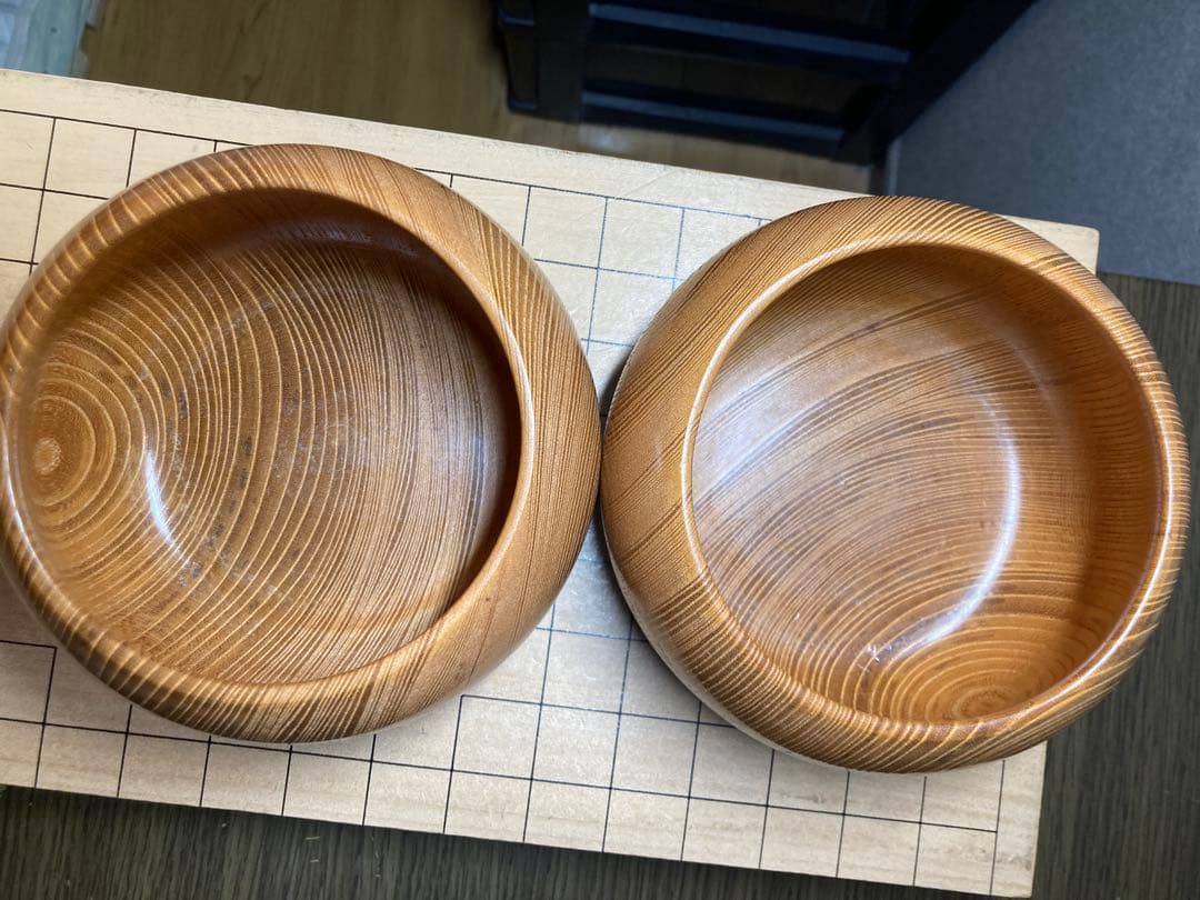 【美品】【再値下げ】　蛤碁石181個　那智黒石182個　35号　欅碁笥セット