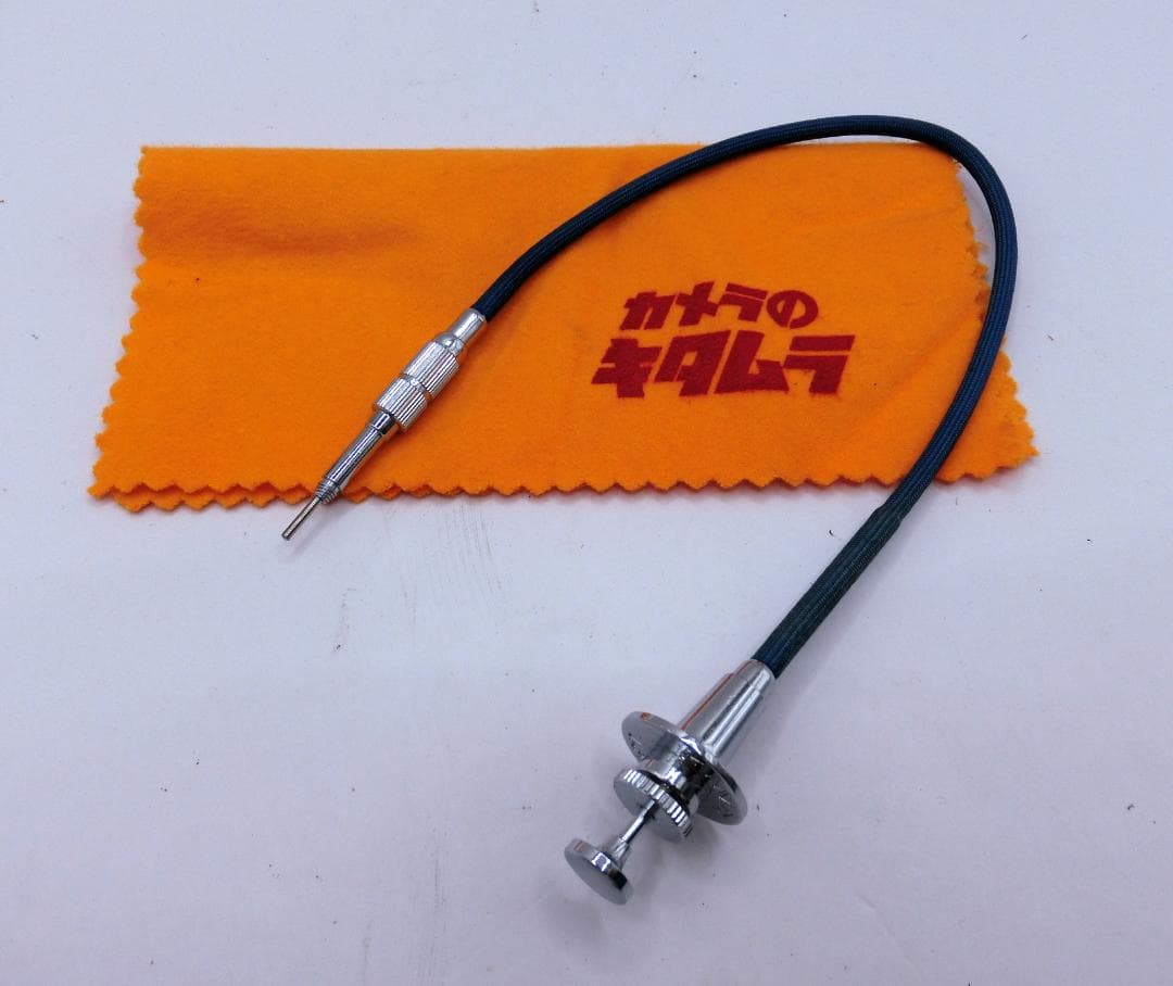 B Tamron　ｆ200～500mm 　ズームレンズ　専用ケース付き