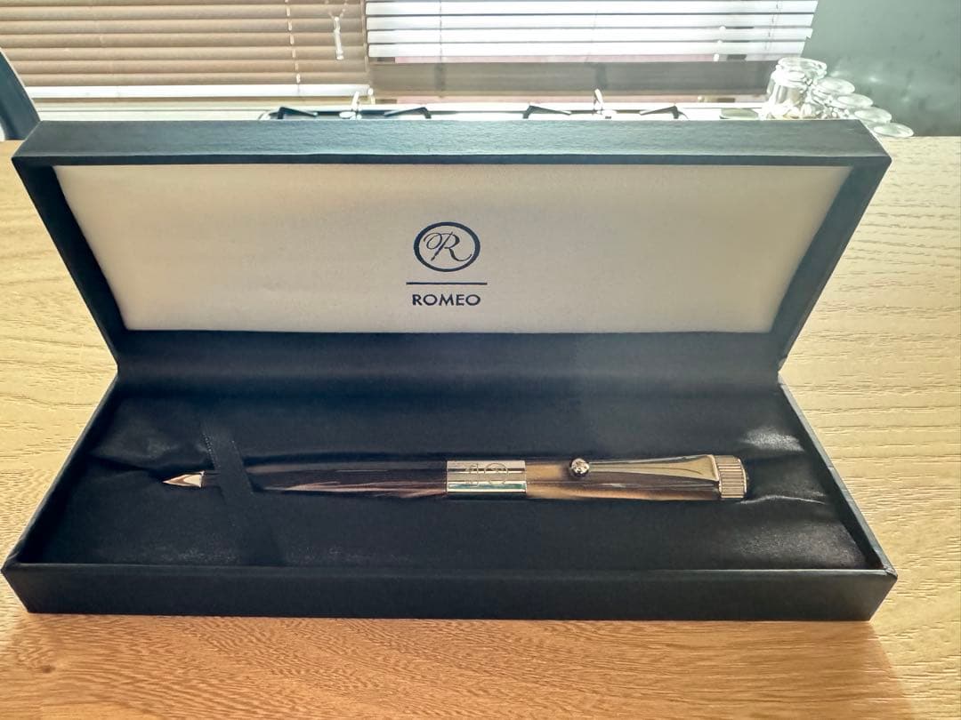 Romeo no.3 イタリアングレー