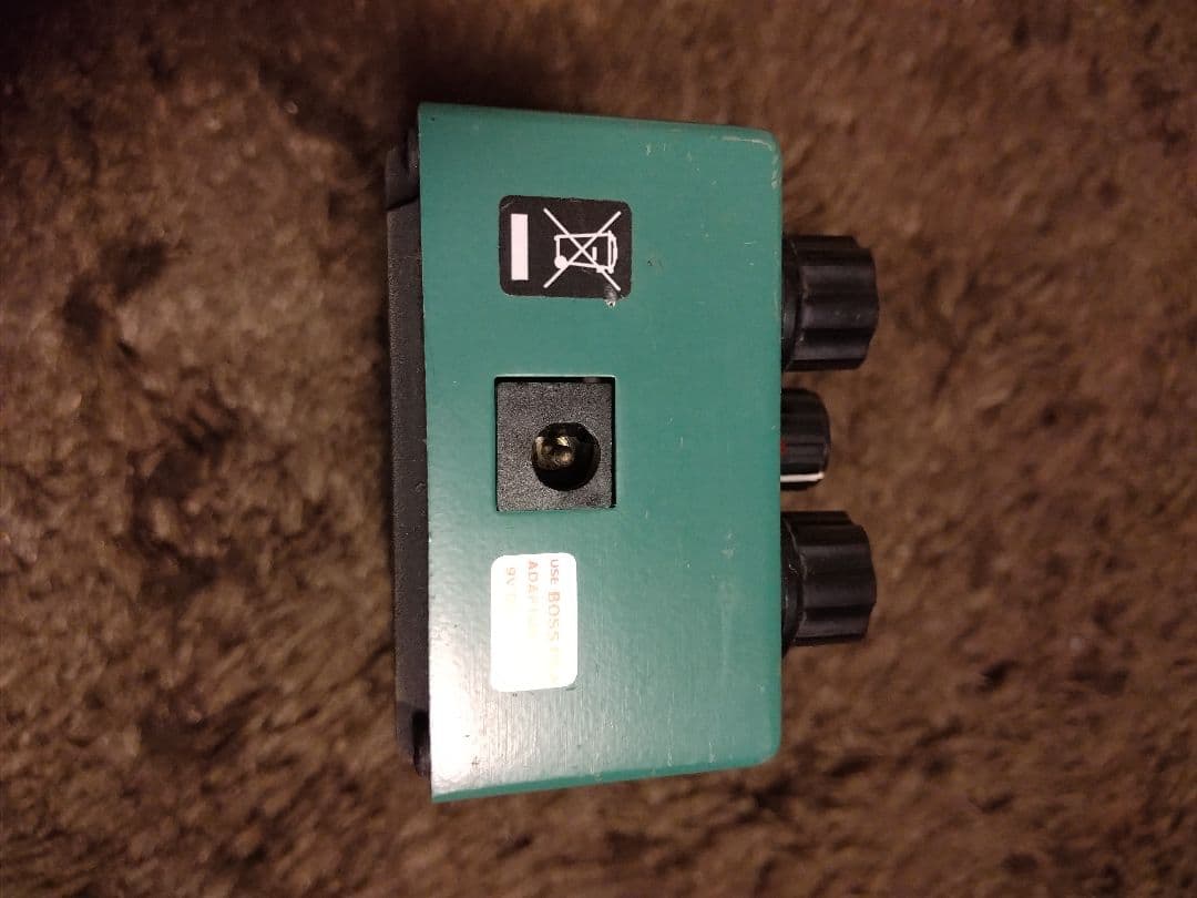 BOSS Tremolo TR-2 トレモロ