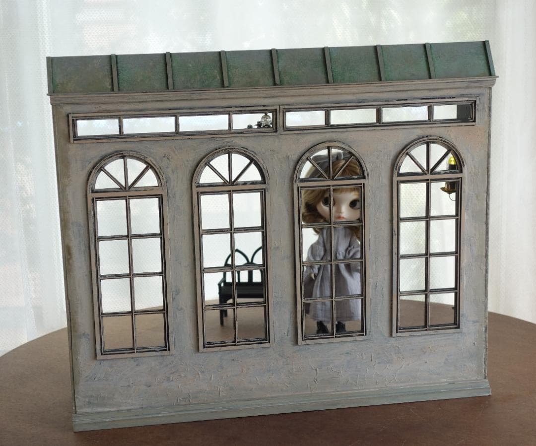 背景ボード　木製ドールハウスNo.3　ゴシック