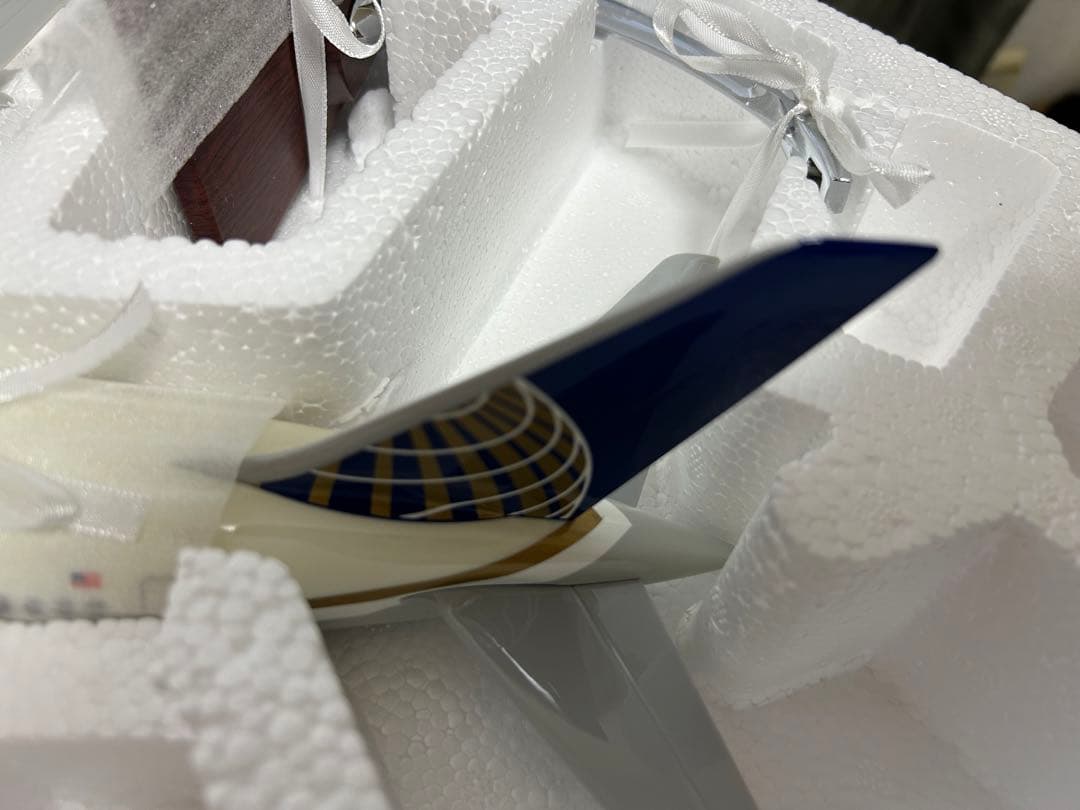 【新品】ユナイテッド航空 B787 (1:150) モデル