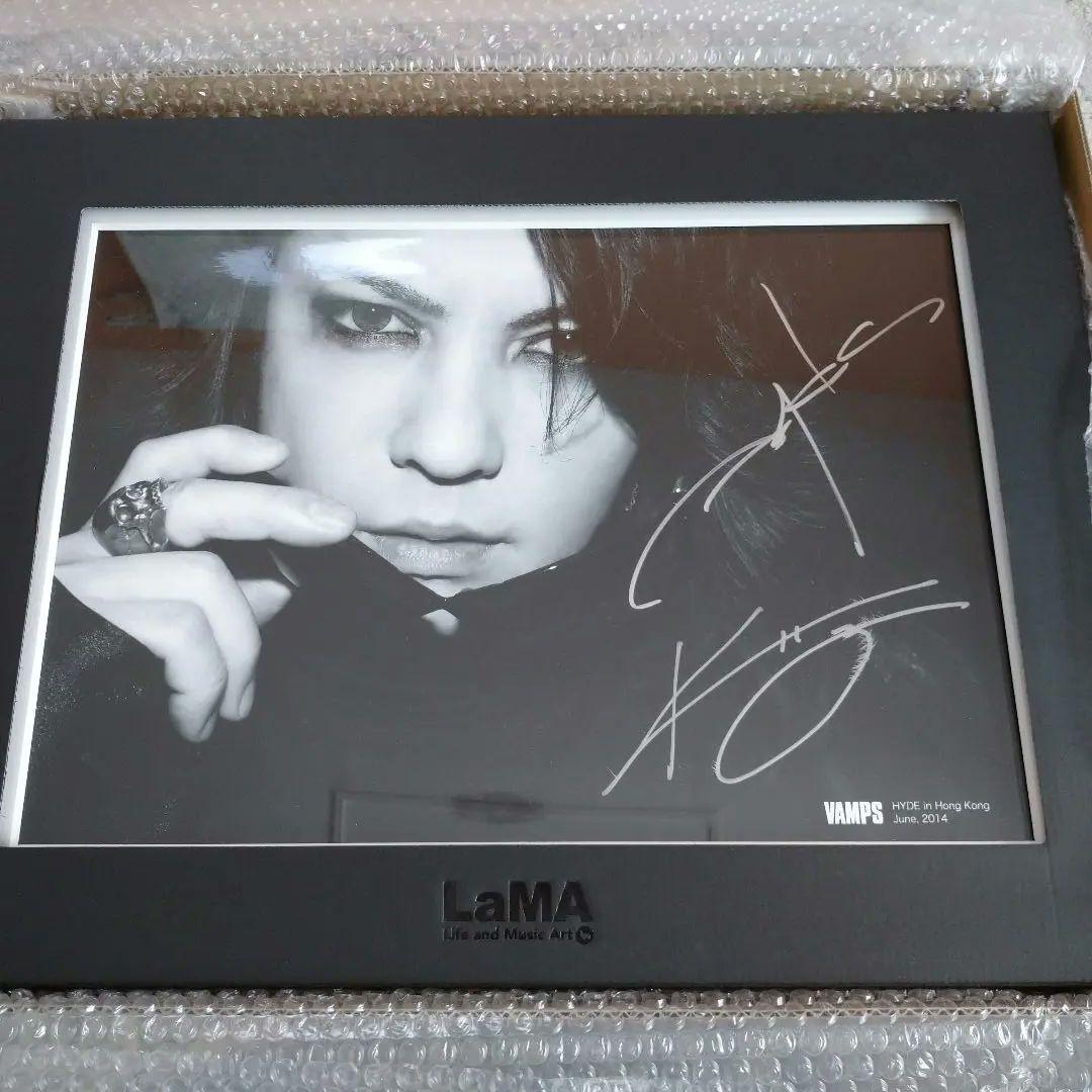 HYDE サイン