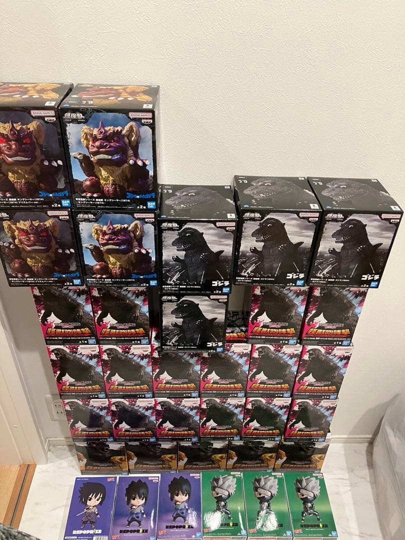 ゴジラフィギュアナルトフィギュア35体まとめ売り