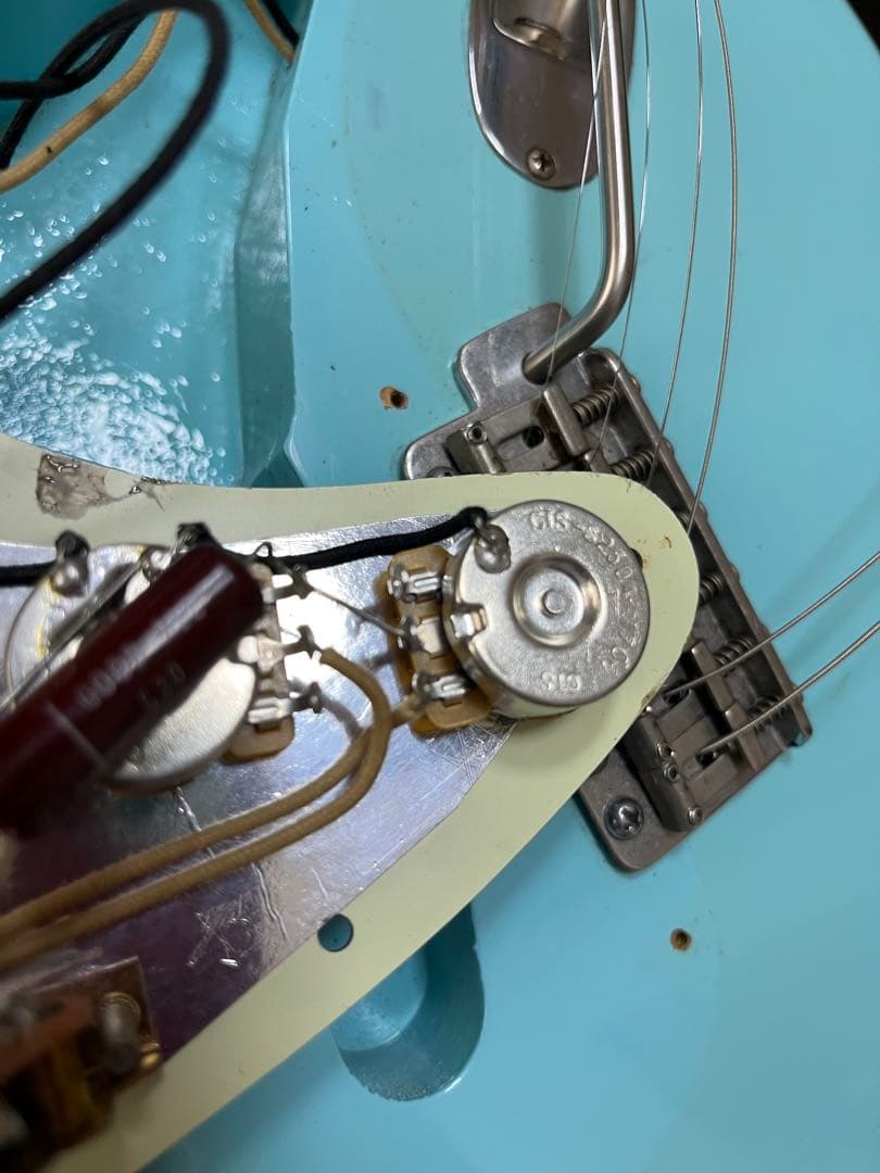 Fender ストラトキャスター ソニックブルー