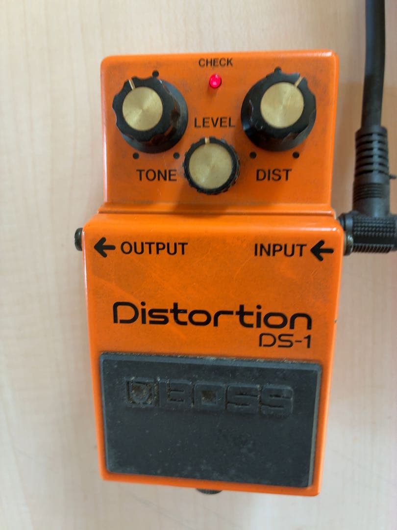 BOSS DS-1 ボス　ディストーション　ギターエフェクター　初期型　40年前