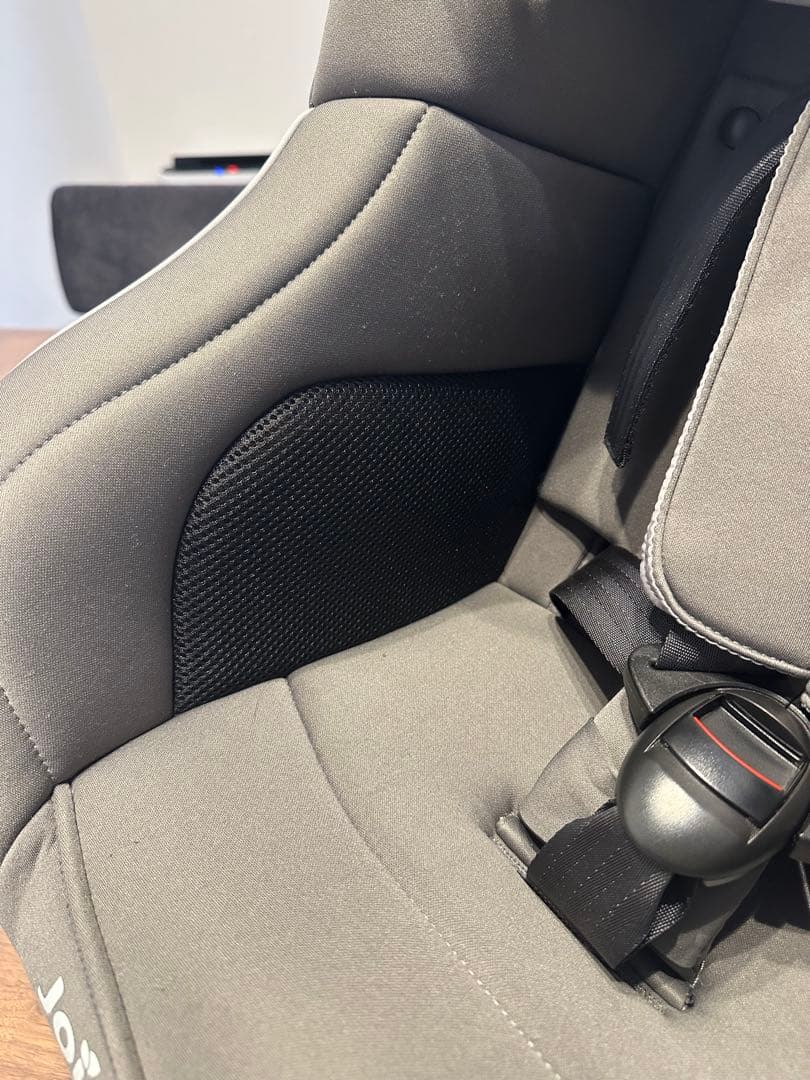 joie　チャイルドシート アーク360度回転式 ISOFIX グレー 新生児