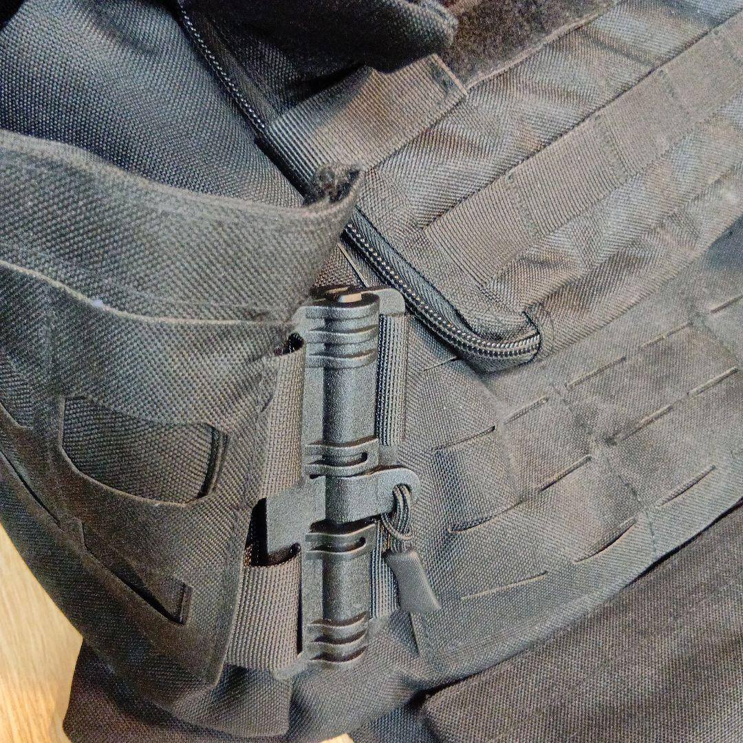タクティカルベスト ブラック MOLLE　サバゲー用　即発送