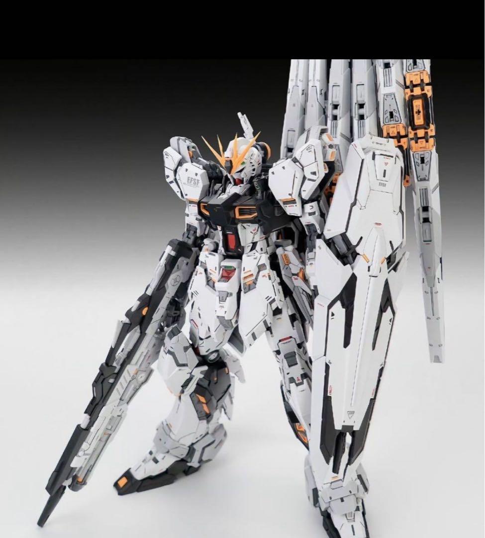 1/100 mgex級νガンダム 海外スタジオ正規品