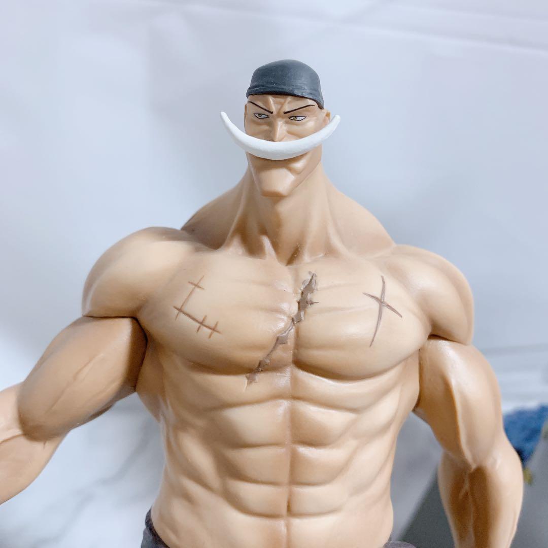 ONEPIECE ワンピース　フィギュア　白ヒゲ　エース　ルフィ　兄弟　墓