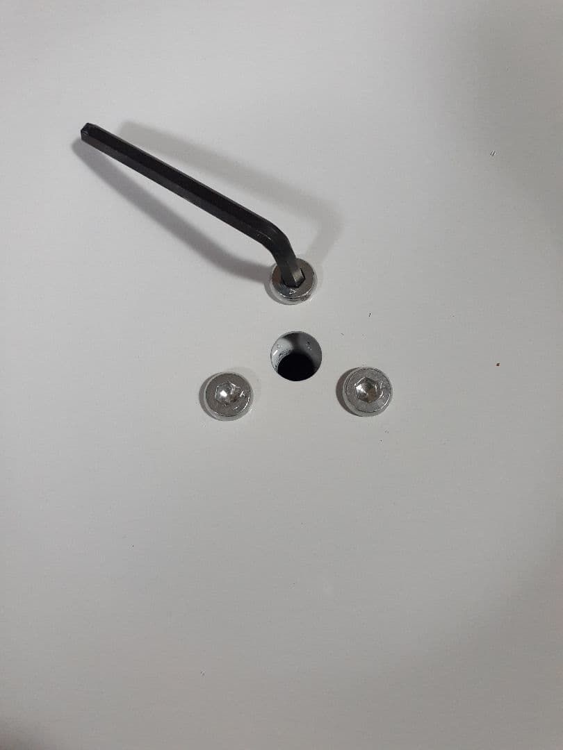 ダイニングテーブル　チューリップテーブル　エーロサーリネン