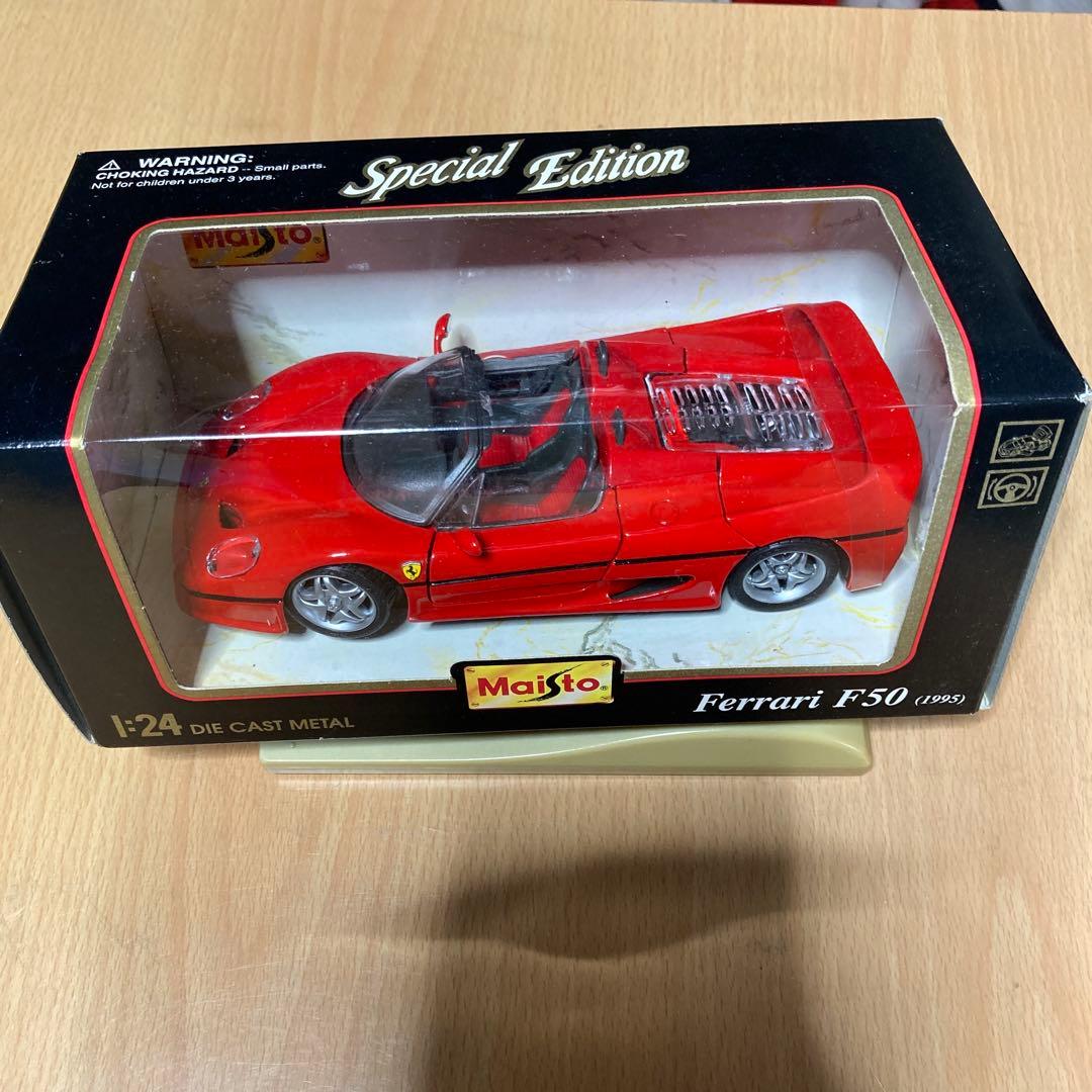 Maisto Ferrari 3台、ランボルギーニ シボレーの5台