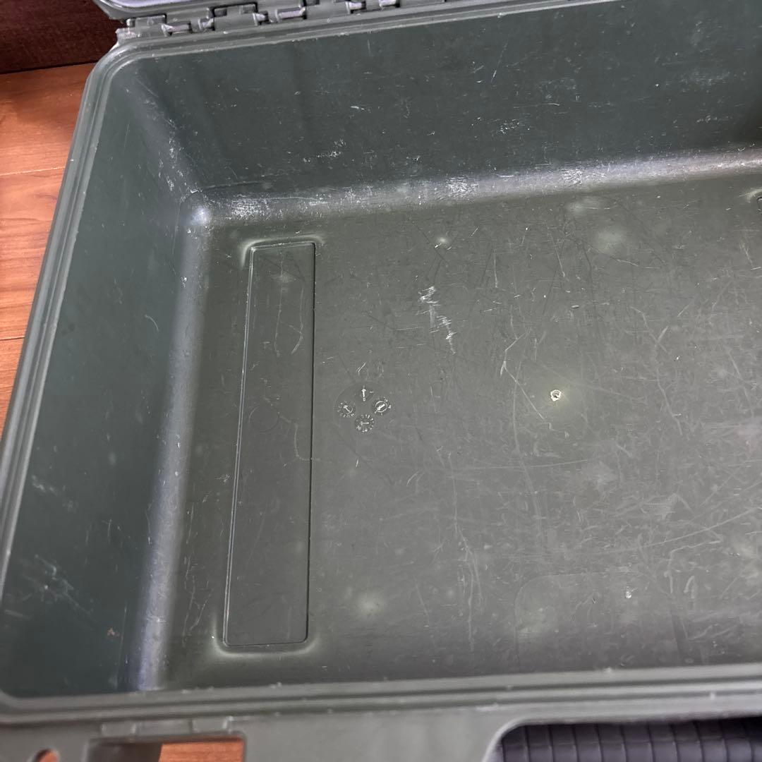 米軍放出品　HARDIGG STORM CASE IM2400 ODグリーン　②