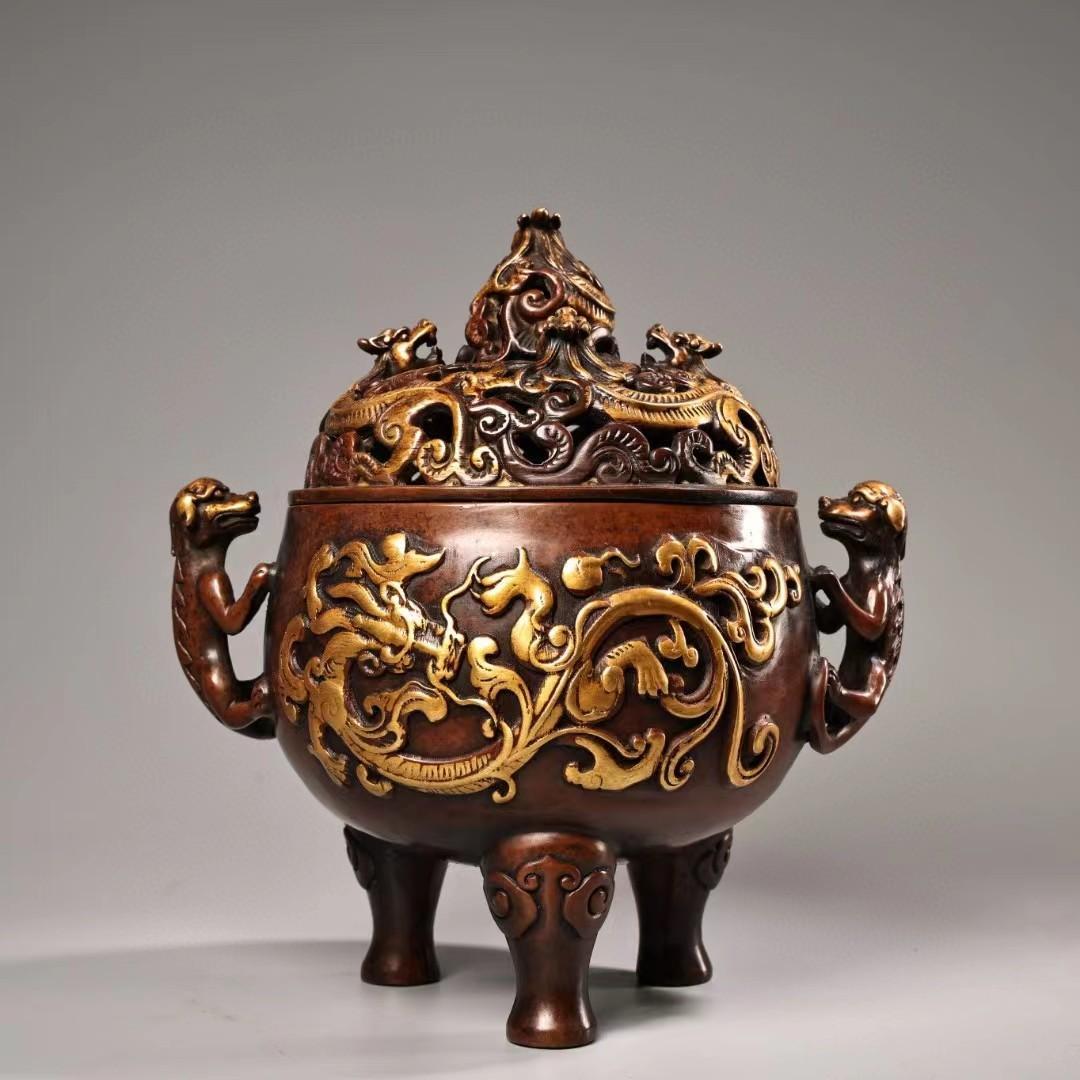 中国古美術・旧蔵鏨刻鎏金の熏香炉・純赤銅・純手作り・高浮彫・置物・茶道具・文房具