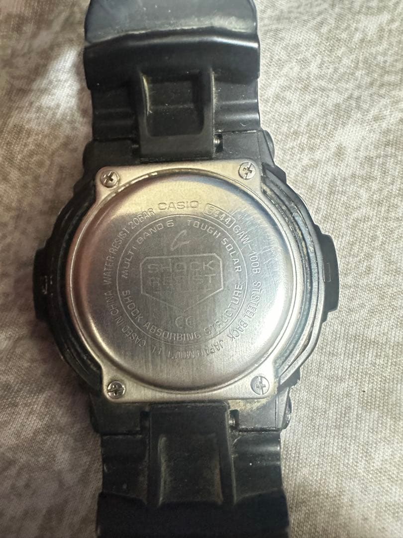 6本G-SHOCK ブラックモデルと2 本 CASIO