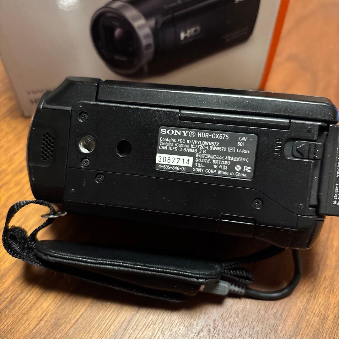 【美品】【三脚付き】SONY HDR-CX675