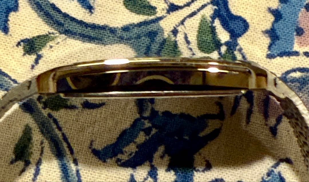 RADO DiaStar 金色側時計