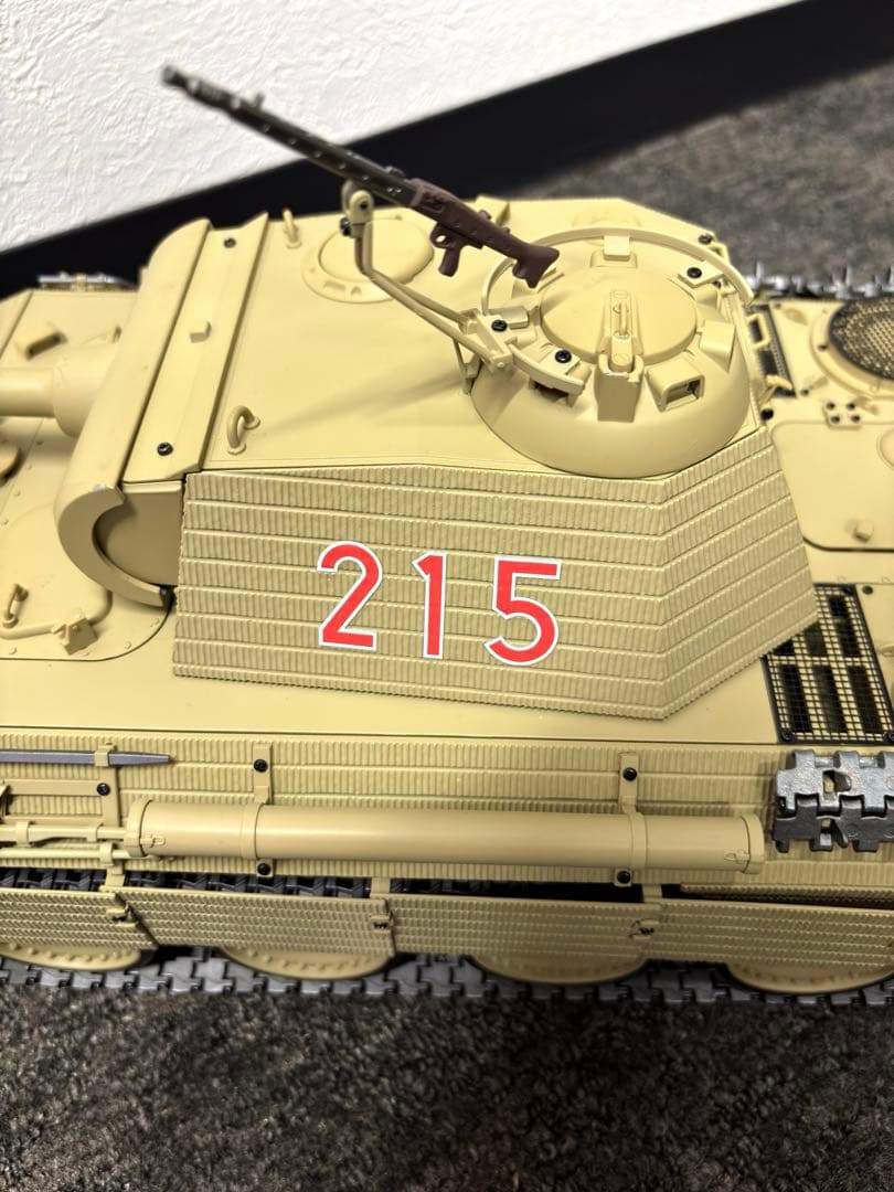 【完成品】アシェット『パンサー戦車をつくる』1/16スケール ドイツの傑作中戦車