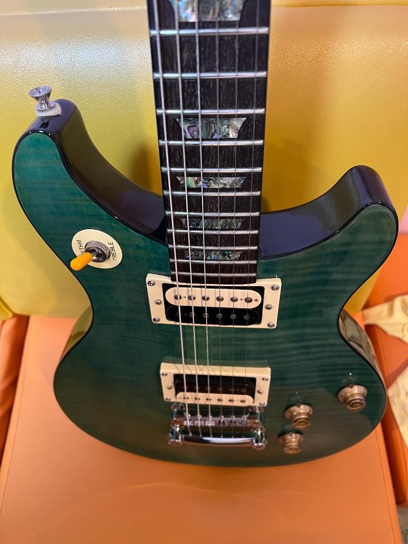 Epiphone　Tak Matsumoto DC Standard