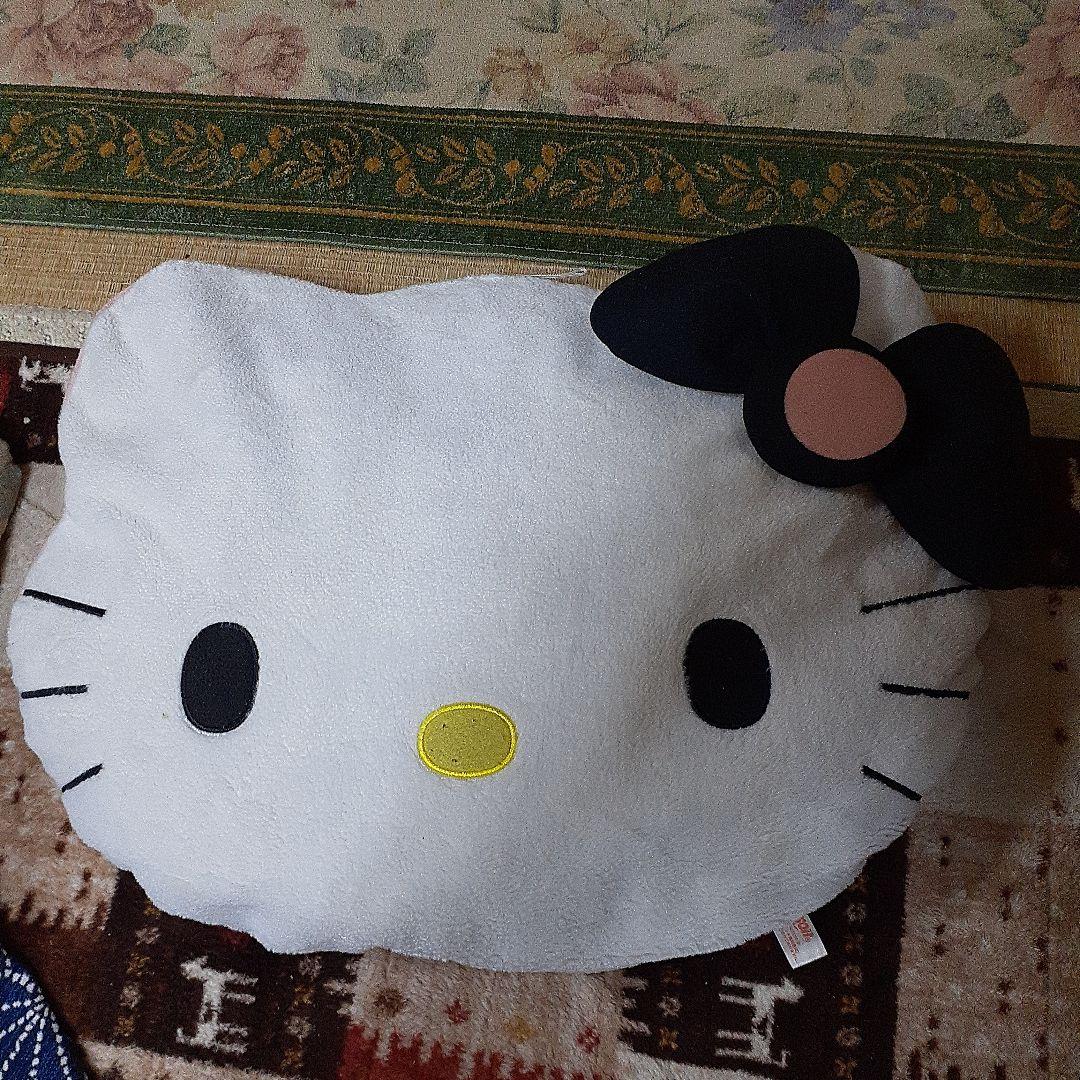 キティちゃんまくら