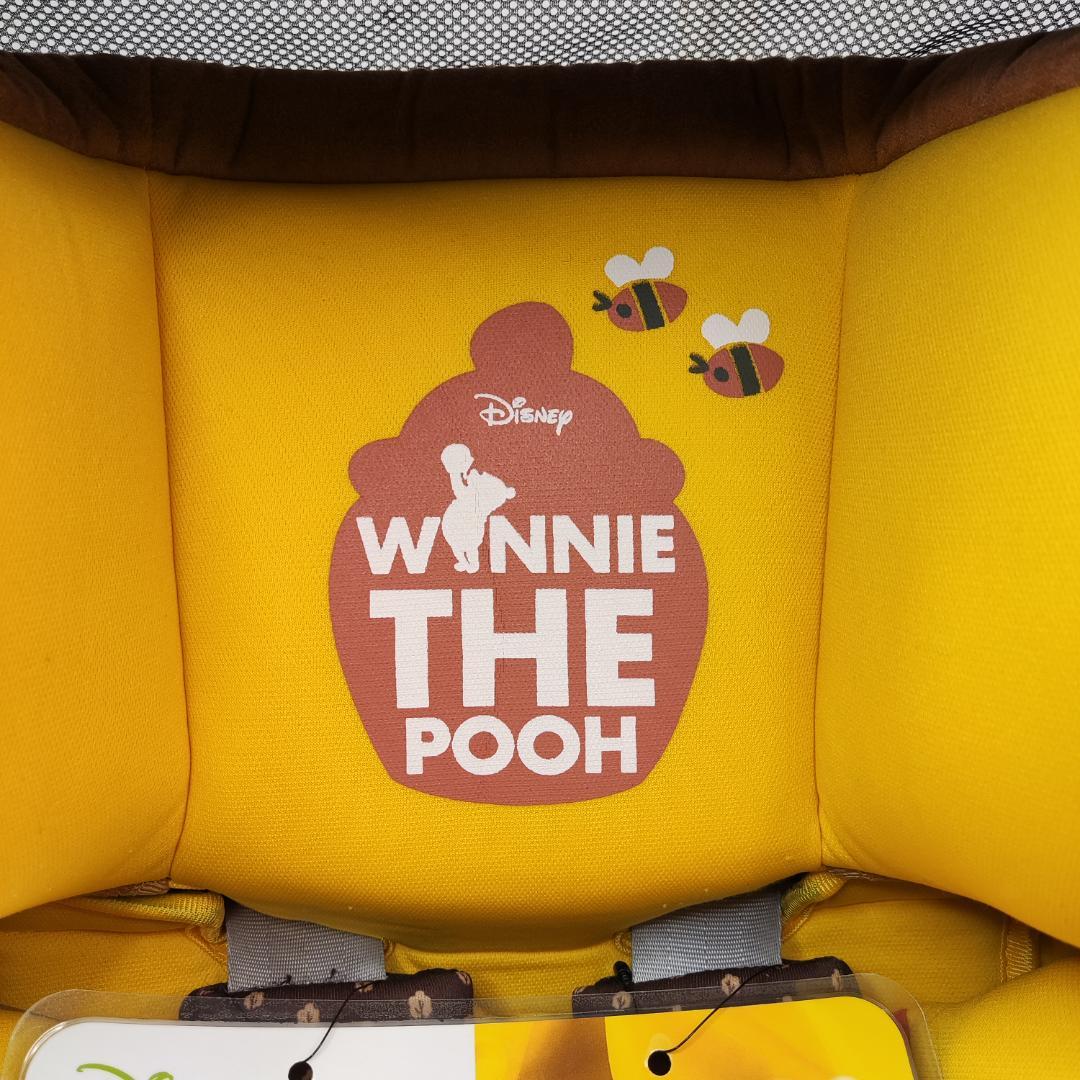 西松屋　ターンシートくまのプーさんチャイルドシート ISOFIX DN-1002