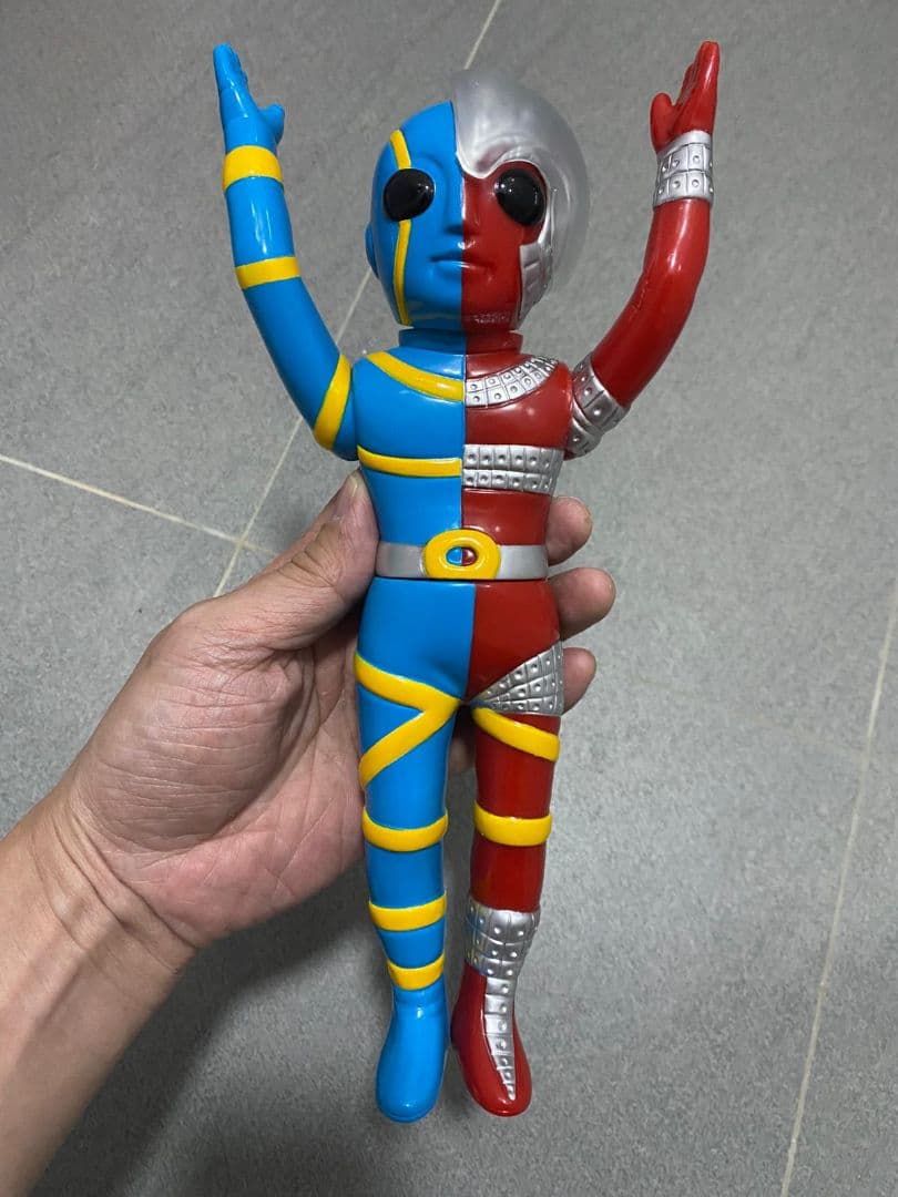 在庫最後 人造人間キカイダー ソフビ 黒色の目 25cm