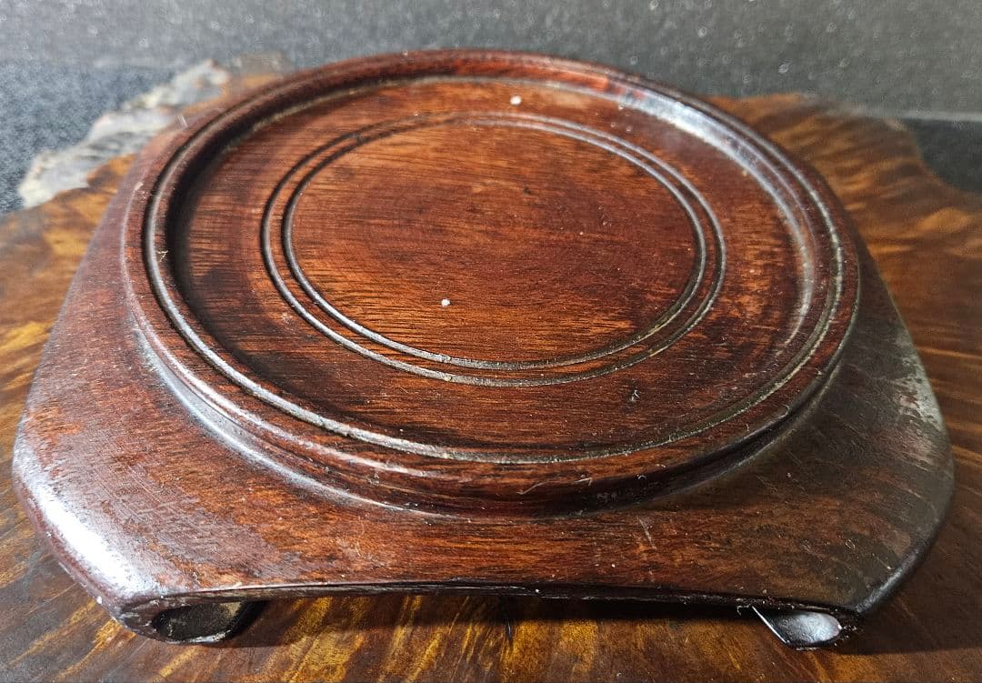 【時代古作品❗】京焼　褐色釉鉄釉色絵付 宝珠紋図柄　纏い　寿老人　唐木製台座付き