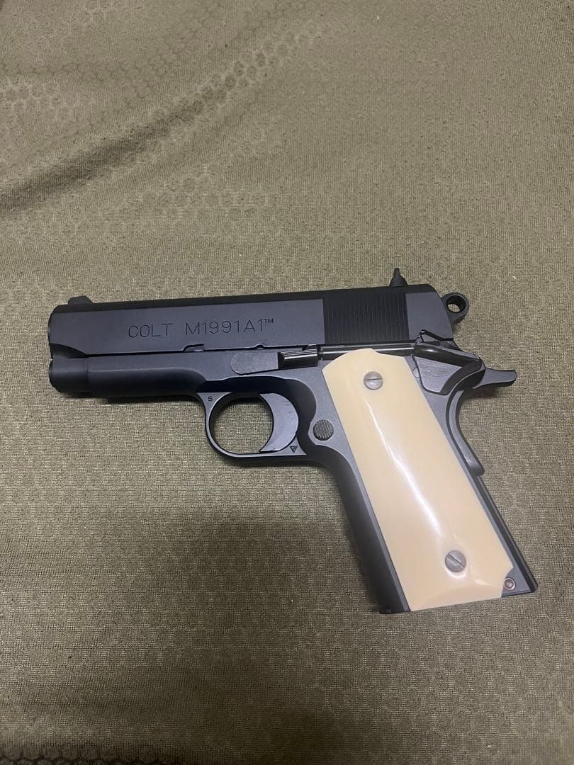 ウエスタンアームズ　コルト m1991A1 ガスガン
