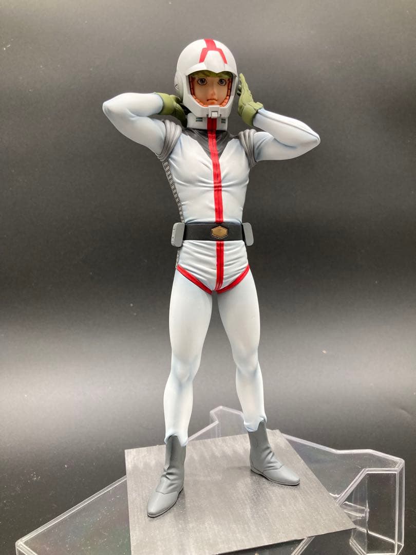 アムロ.レイ ガレージキット 全塗装済み完成品 智恵理 原型 機動戦士ガンダム
