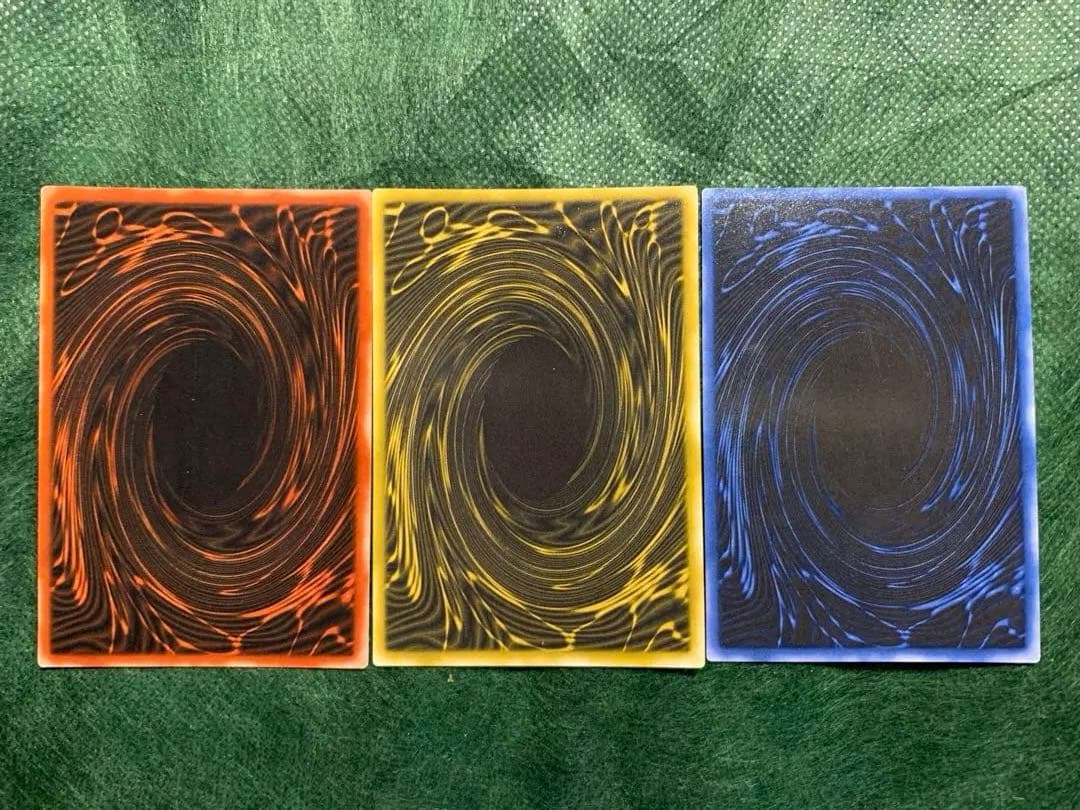 三幻神カード　シクパラ仕様ラー、オベリスク・シークレット仕様オシリスCセット