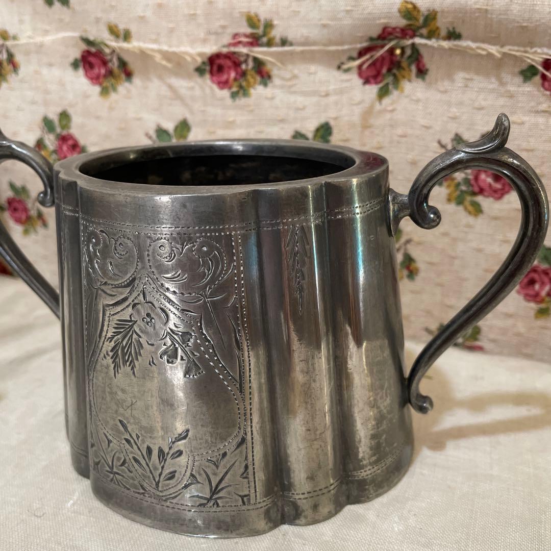 570シルバープレート花彫のミルクとシュガー、イギリス買い付け2セット