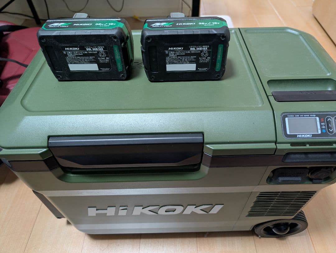 HIKOKI 冷温庫　UL18DBA(WMGZ)　バッテリー2個付き