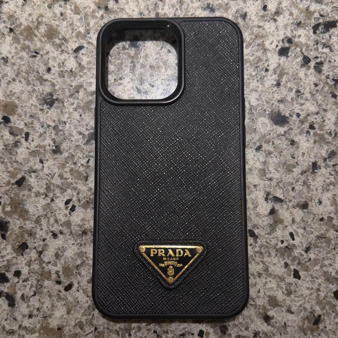 PRADA iPhone13proケース