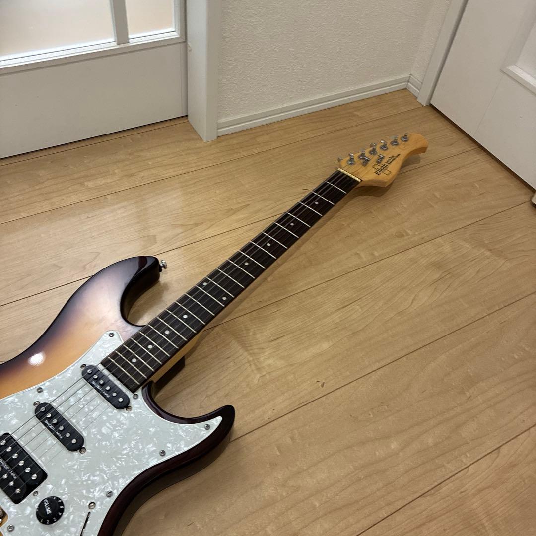 調整済み　いい音　Elioth S305 上位機種　ストラトキャスタータイプ