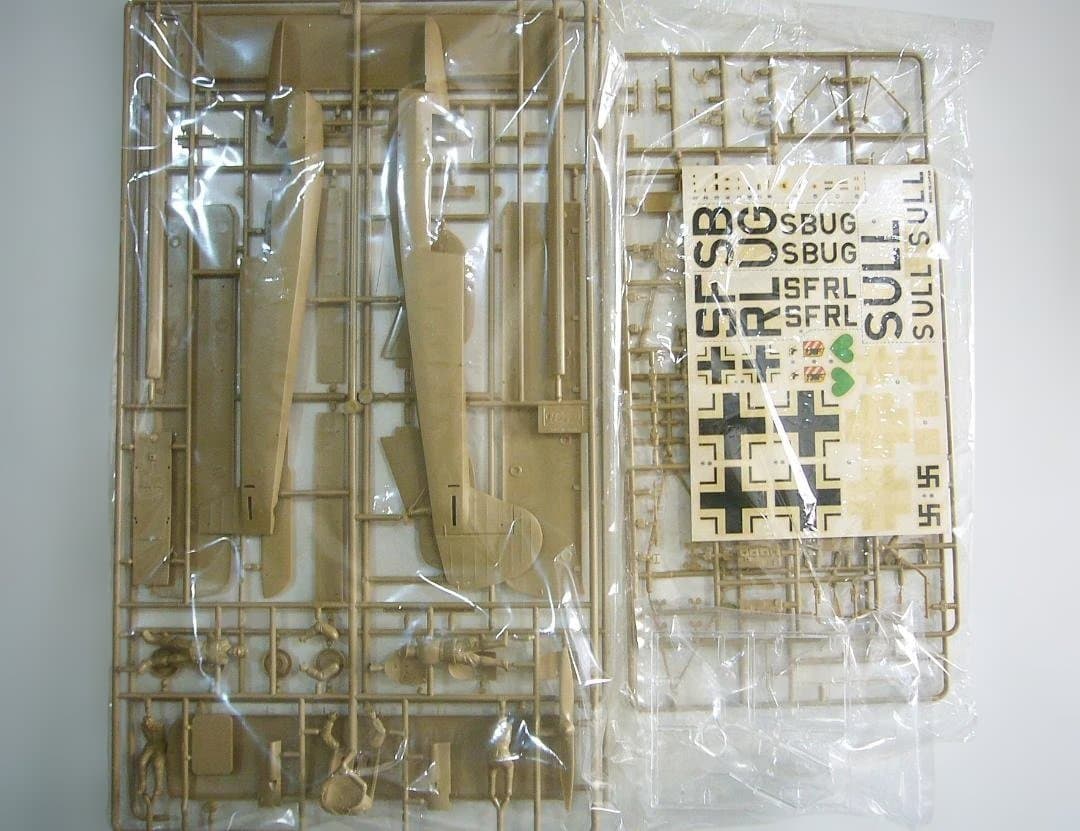 WWⅡ　ドイツ軍用機　大型モデル　GIGANT, STORCH 2個セット