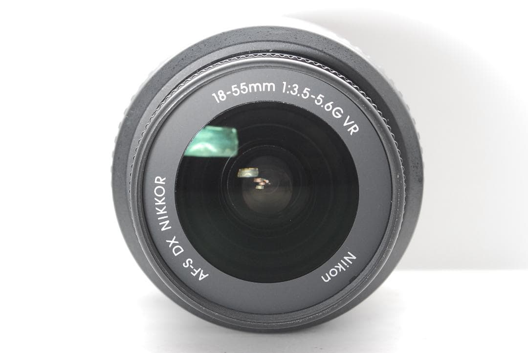 【新品級ショット数　外箱付】Nikon D3100　スマホ転送　動画も撮影できる