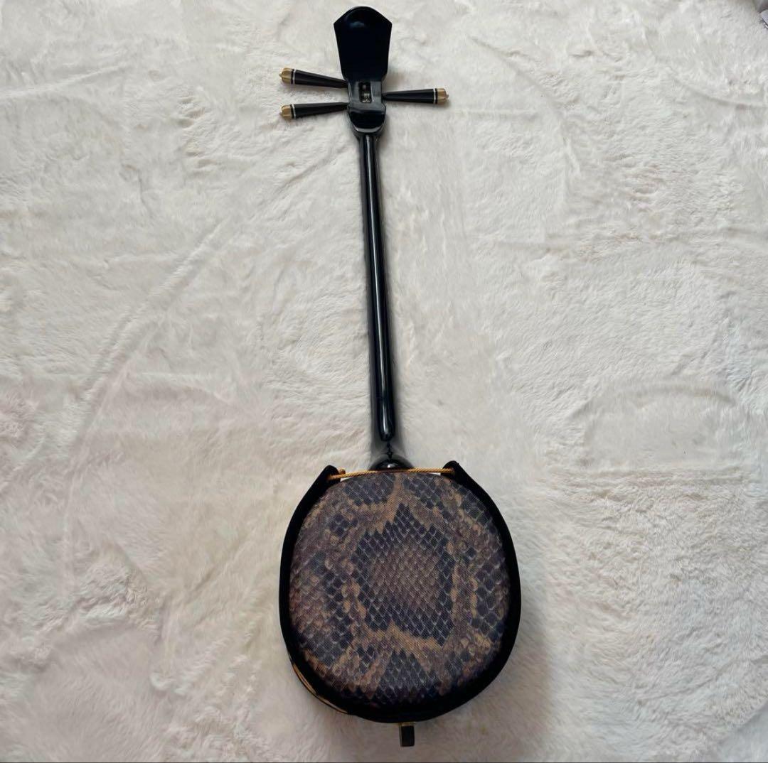 沖縄三線 2wayセミハードケース付き 人工皮 蛇柄 民族楽器　琉球楽器