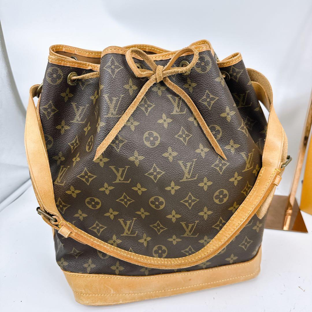 ルイヴィトン　モノグラム　ノエ　巾着　ショルダーバッグ