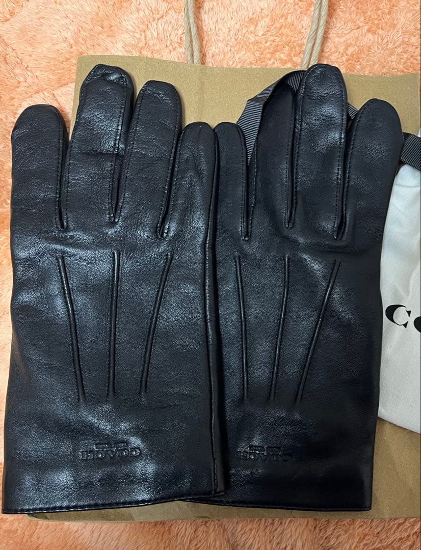 新品未使用　COACH ブラック レザー手袋