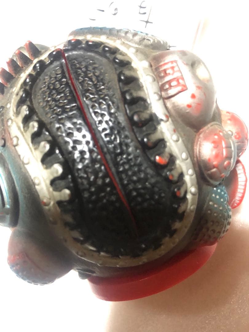 怪獣の貯金箱