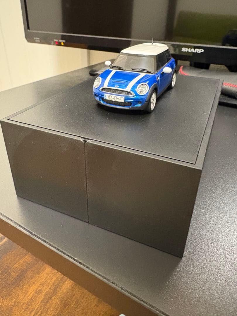 MINI COOPER S ミニカー 1/43 スケール 青