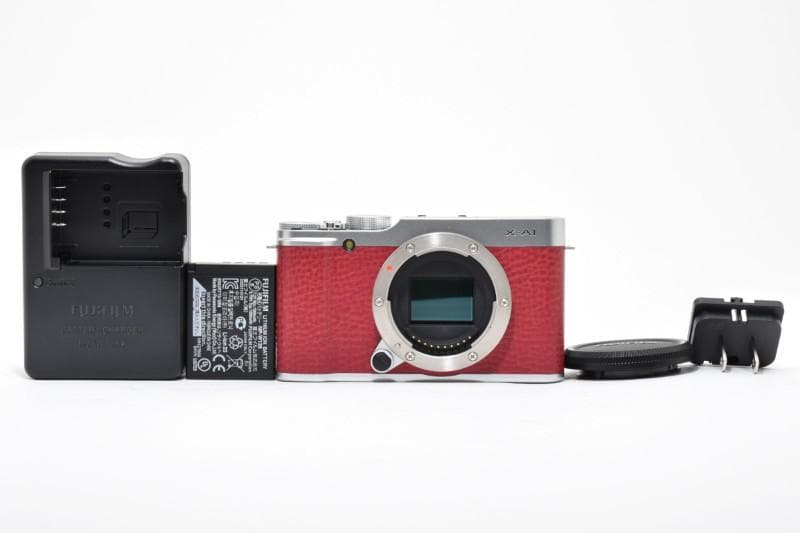 Fujifilm X-A1 ミラーレスデジタルカメラ（付属品あり）